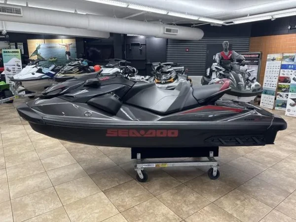 2025 Sea-Doo Waverunner GTR| 11 - Image 3